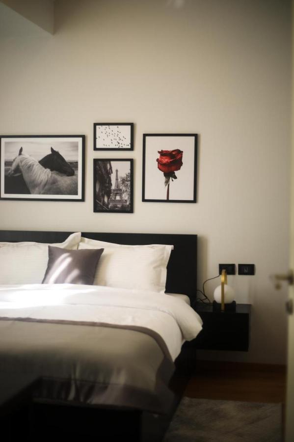 Triss Hotel Тирана Екстериор снимка