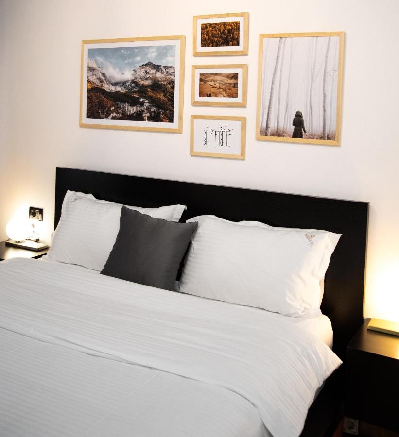 Triss Hotel Тирана Екстериор снимка